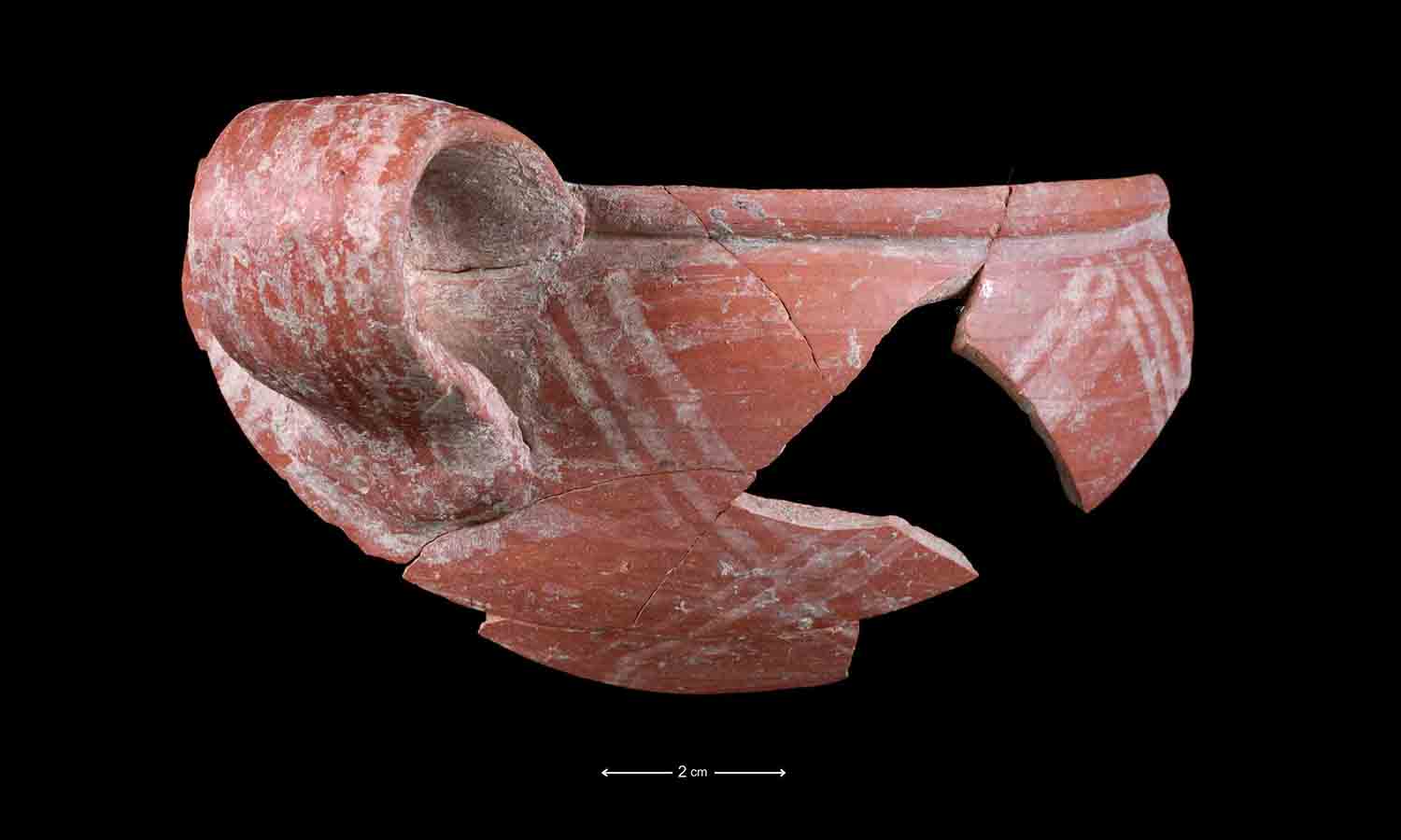 Clay vessel. Middle Bronze Age (circa 1.600 BC).